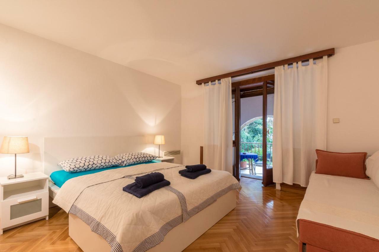 Apartment Urban Garden Rijeka Ngoại thất bức ảnh